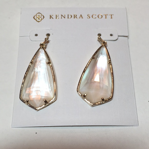 Kendra Scott Jewelry - SOLD Kendra Scott Carla earrings